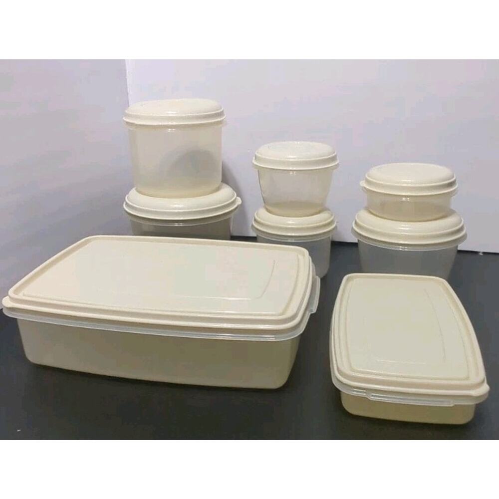 Vintage Rubbermaid Servin' Saver Containers w/ Almond Lids 16 Pc Set